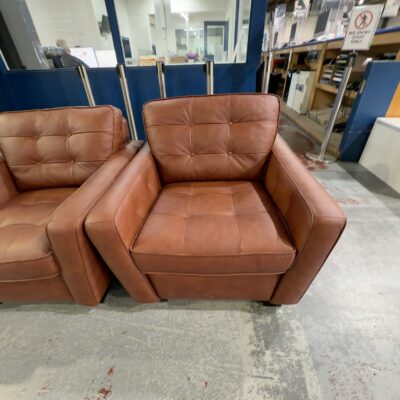 NEW DISCONTINUED FURNITURE - EMILIA SCOTLAND TAN LEATHER ARMCHAIR NEW DISCONTINUED FURNITURE - EMILIA SCOTLAND TAN LEATHER ARMCHAIR