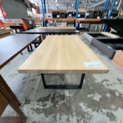 NEW DISCONTINUED FURNITURE - PANAMA 1800MM MESSMATE DINING TABLE NEW DISCONTINUED FURNITURE - PANAMA 1800MM MESSMATE DINING TABLE