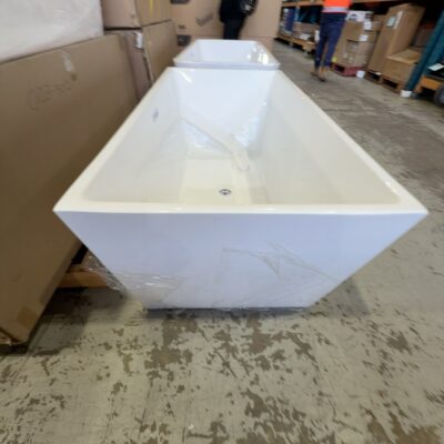 NEW 1500MM WHITE ACRYLIC FREESTANDING BATH - ANGLED EDGES, TS003-1500