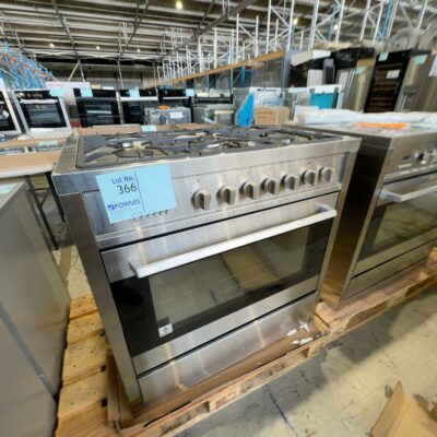 EX DISPLAY TECHNIKA TU950TME8 900MM DUAL FUEL FREESTANDING OVEN 5 FUNCTIONS, 3 MONTH WARRANTY