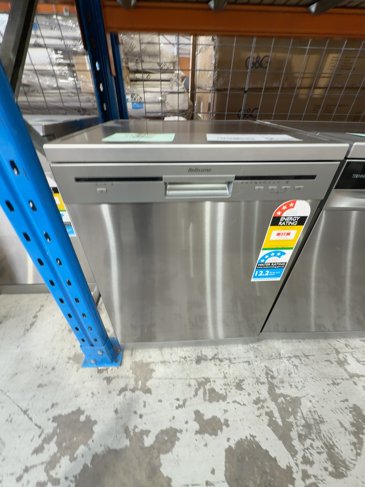 EX DISPLAY TECHNIKA DISHWASHER TBD4SS-7 WITH 3 MONTH WARRANTY EX DISPLAY TECHNIKA DISHWASHER TBD4SS-7 WITH 3 MONTH WARRANTY