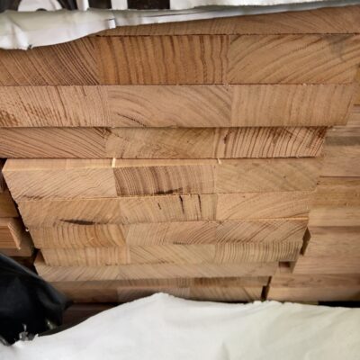 285X33 AUS OAK DAR STD KD HARDWOOD CHOPPING BOARDS