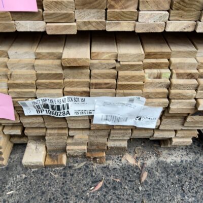 70X22 TAN E H3 TREATED PINE DECKING-170/3.9 (THIS PACK IS AGED STOCK AND SOLD AS IS) 70X22 TAN E H3 TREATED PINE DECKING-170/3.9 (THIS PACK IS AGED STOCK AND SOLD AS IS)