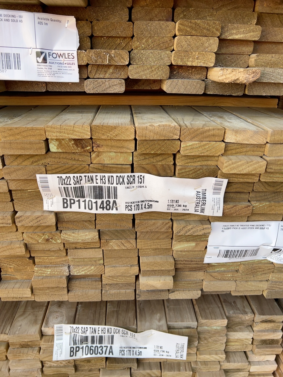 70X22 TAN E H3 TREATED PINE DECKING-170/4.5 (THIS PACK IS AGED STOCK AND SOLD AS IS) 70X22 TAN E H3 TREATED PINE DECKING-170/4.5 (THIS PACK IS AGED STOCK AND SOLD AS IS)