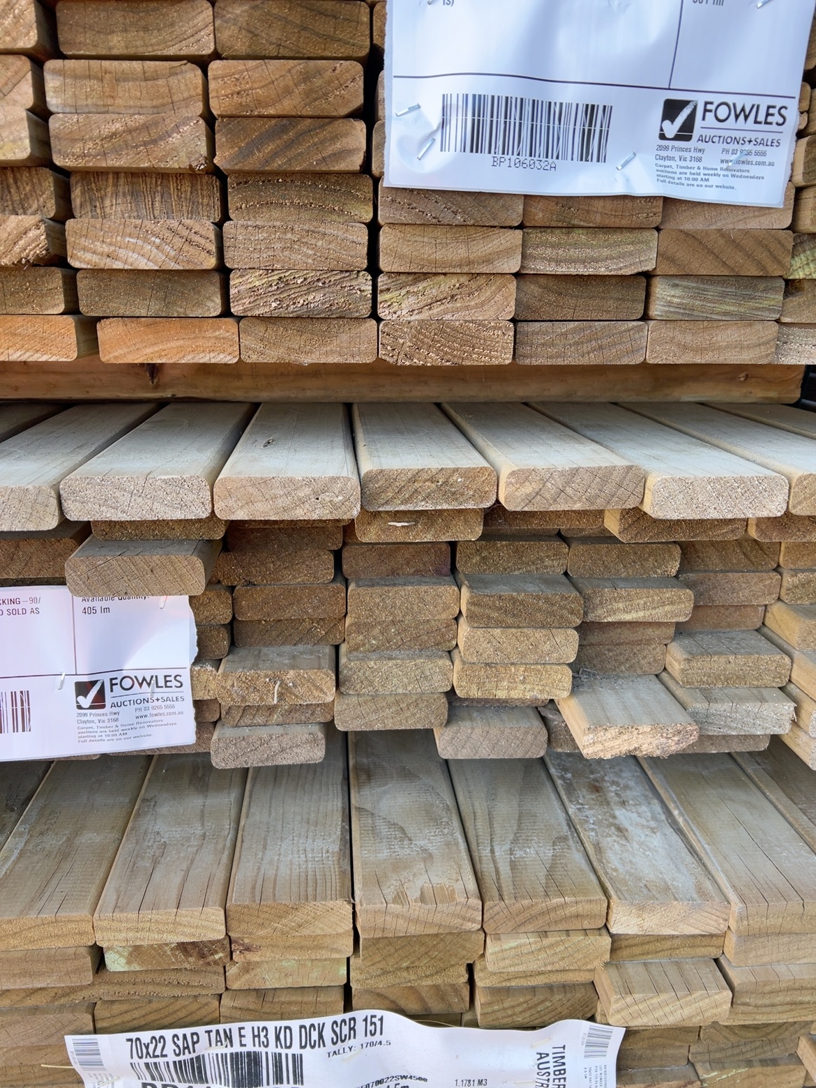 70X22 TAN E H3 TREATED PINE DECKING-90/4.5 (THIS PACK IS AGED STOCK AND SOLD AS IS) 70X22 TAN E H3 TREATED PINE DECKING-90/4.5 (THIS PACK IS AGED STOCK AND SOLD AS IS)