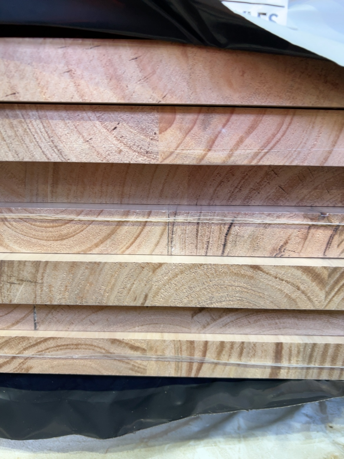 600X33 PSG LAM KD HARDWOOD BENCHTOPS-12/2.4 600X33 PSG LAM KD HARDWOOD BENCHTOPS-12/2.4