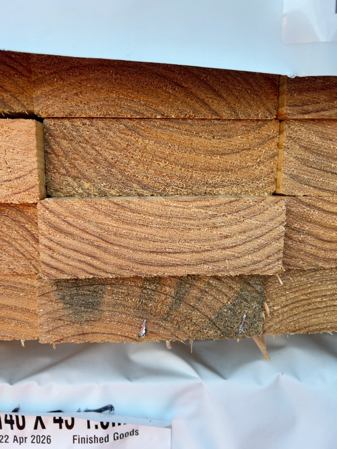 140X45 VE3 MGP10 TREATED PINE-40/1.8 (THIS PACK IS AGED STOCK AND SOLD AS IS) 140X45 VE3 MGP10 TREATED PINE-40/1.8 (THIS PACK IS AGED STOCK AND SOLD AS IS)