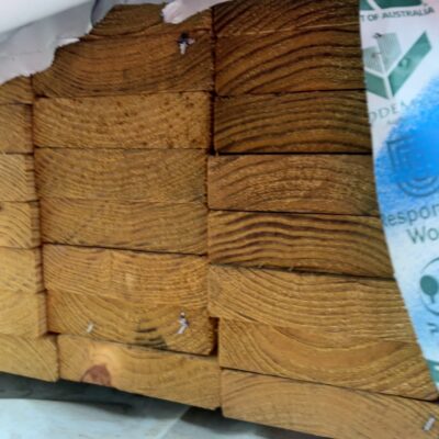 140X35 T3 GREEN MGP10 TREATED PINE-50/4.8 (THIS PACK IS AGED STOCK AND SOLD AS IS)