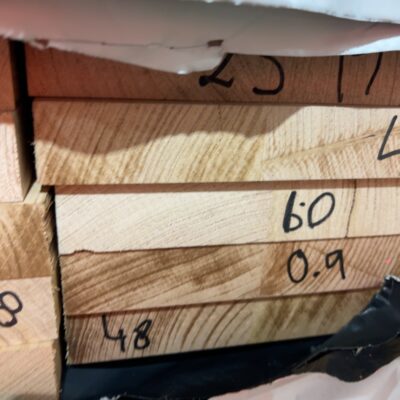 285X33 AUS OAK LAM KD HARDWOOD