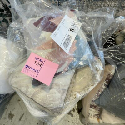 EX STAGING - BAG OF ASSORTED DESIGNER CUSHIONS, SOLD AS IS EX STAGING - BAG OF ASSORTED DESIGNER CUSHIONS, SOLD AS IS