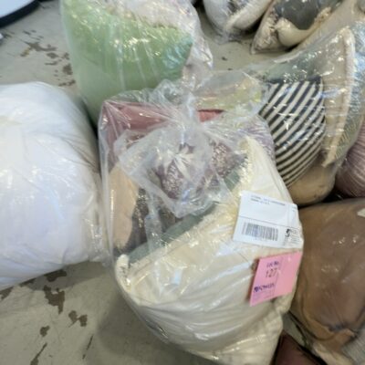 EX STAGING - BAG OF ASSORTED DESIGNER CUSHIONS, SOLD AS IS EX STAGING - BAG OF ASSORTED DESIGNER CUSHIONS, SOLD AS IS