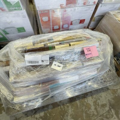 PALLET OF ASSORTED BLINDS, SOLD AS IS PALLET OF ASSORTED BLINDS, SOLD AS IS