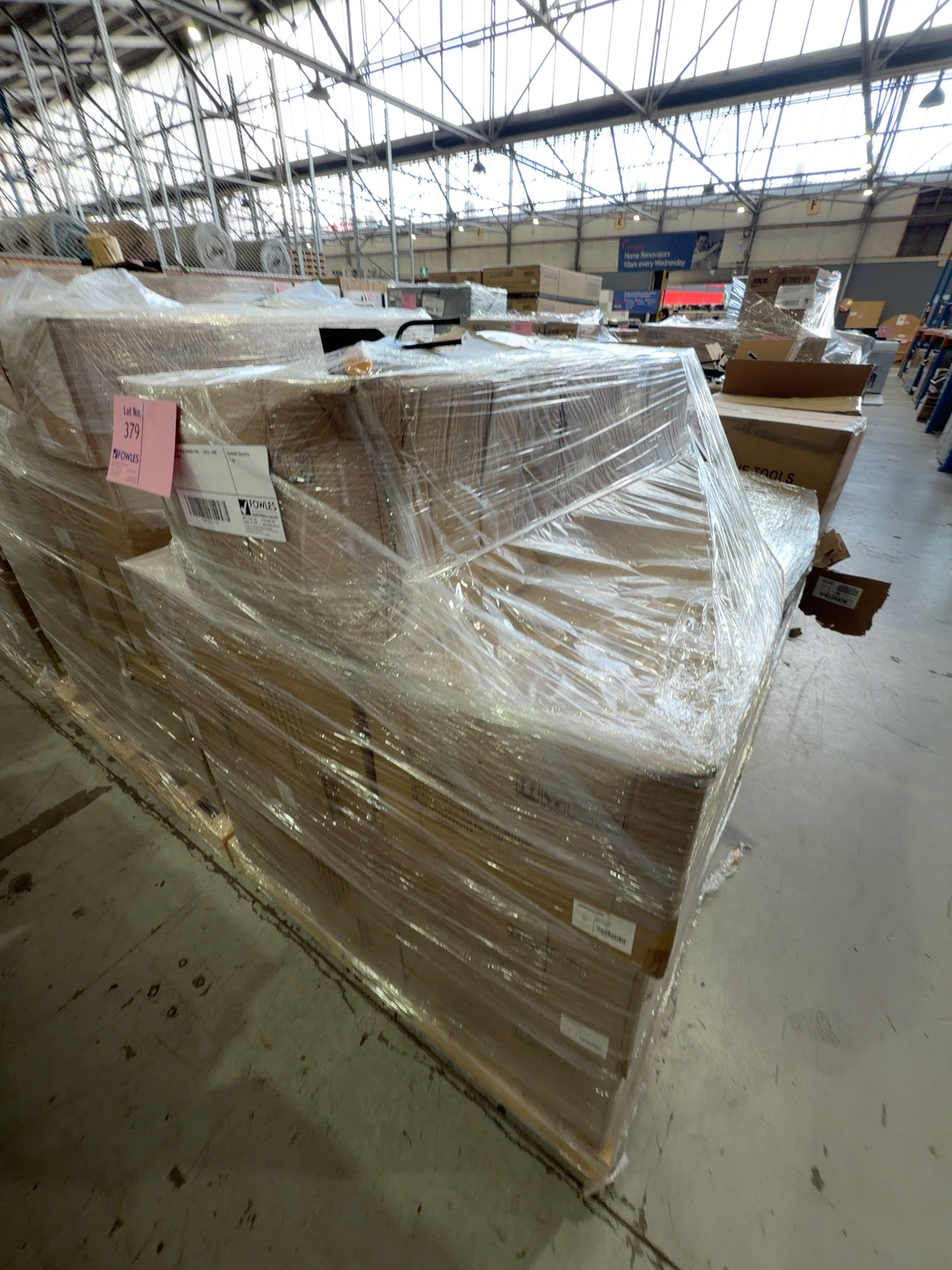 PALLET OF BULK GARDEN TOOL - CULTI-HOE SOLD AS IS PALLET OF BULK GARDEN TOOL - CULTI-HOE SOLD AS IS