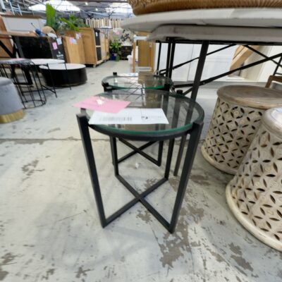 EX STAGING - GLASS ROUND SIDE TABLE, SOLD AS IS EX STAGING - GLASS ROUND SIDE TABLE, SOLD AS IS