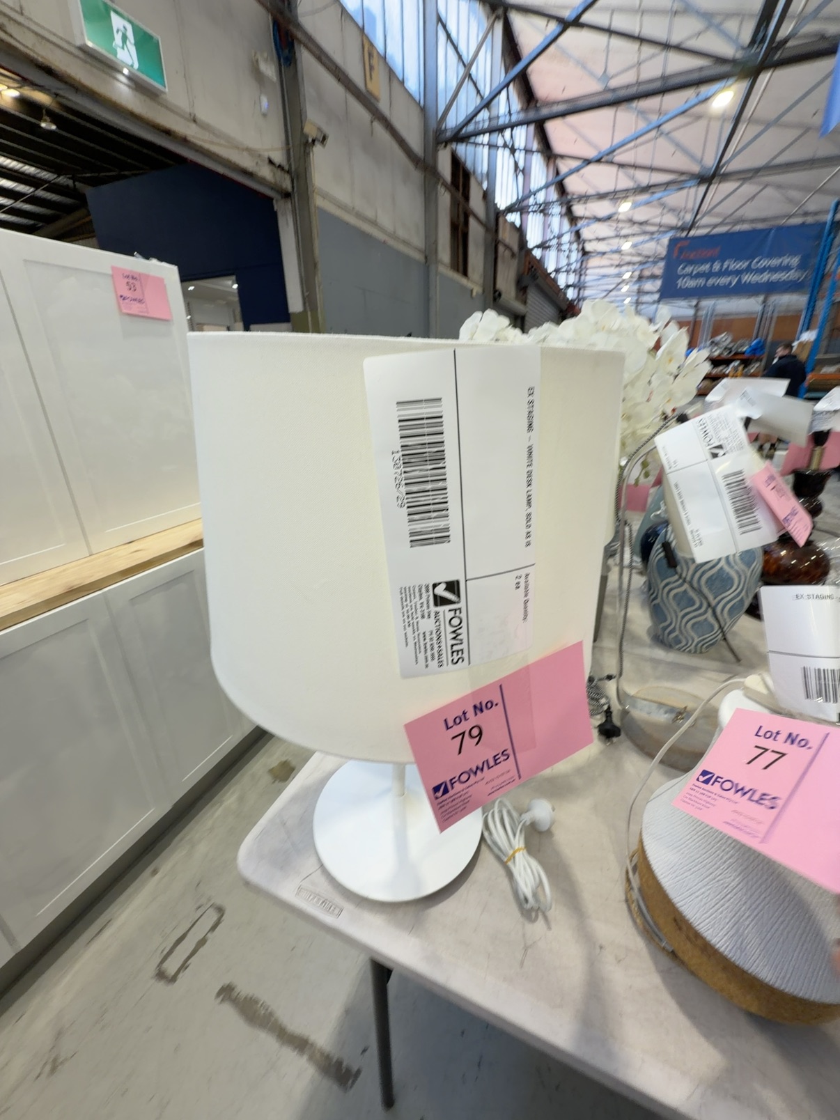EX STAGING - WHITE DESK LAMP, SOLD AS IS EX STAGING - WHITE DESK LAMP, SOLD AS IS