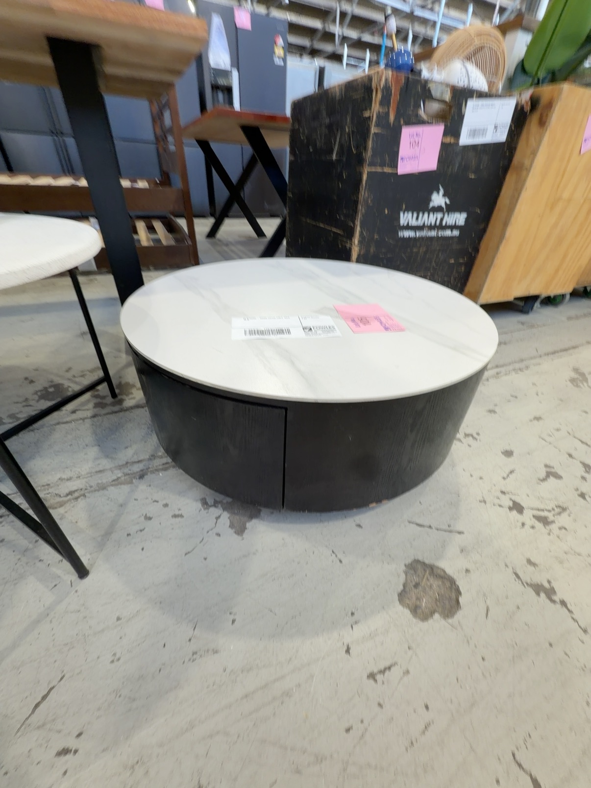 EX STAGING - ROUND COFFEE TABLE, SOLD AS IS EX STAGING - ROUND COFFEE TABLE, SOLD AS IS