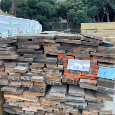 125X25 SAWN TAS OAK KD HARDWOOD-(PLEASE NOTE SIZES MAY VARY IN THIS PACK) 125X25 SAWN TAS OAK KD HARDWOOD-(PLEASE NOTE SIZES MAY VARY IN THIS PACK)