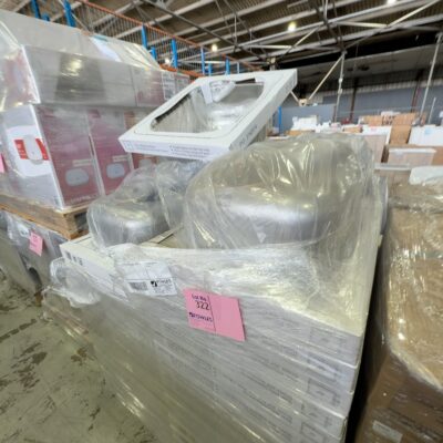 PALLET OF 600MM LAUNDRY SINKS, SOLD AS IS PALLET OF 600MM LAUNDRY SINKS, SOLD AS IS