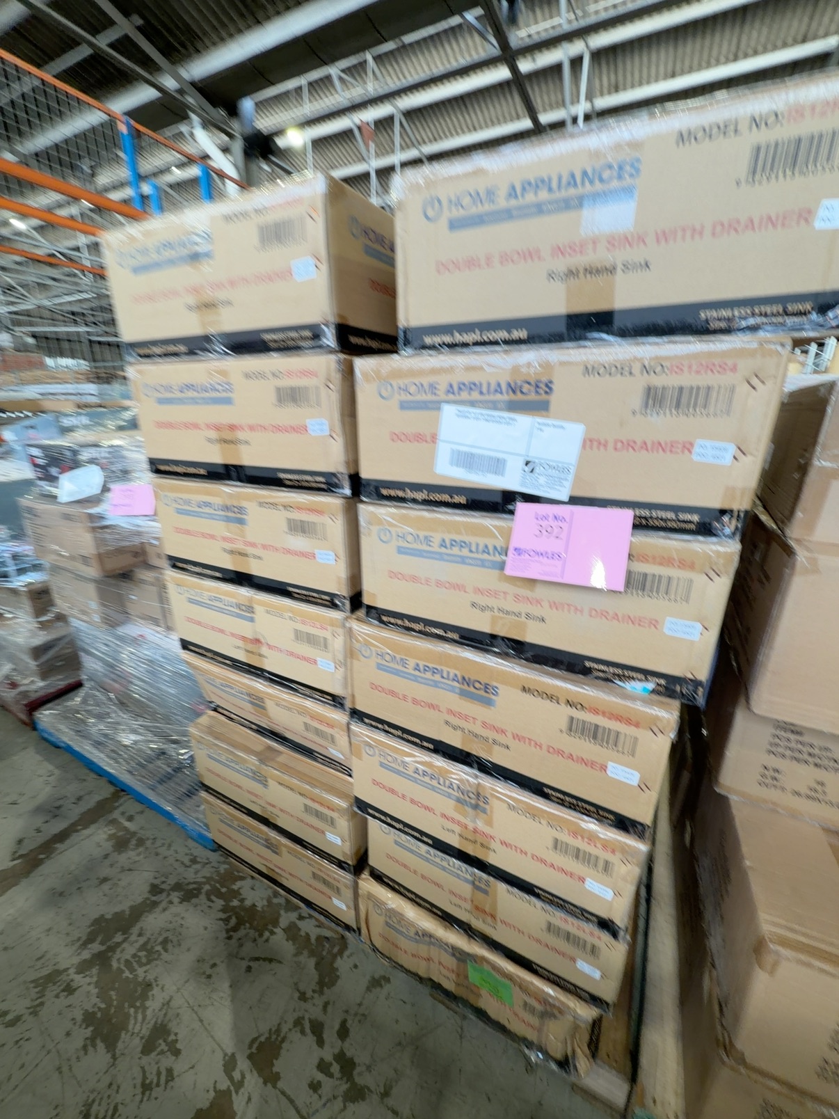 PALLET OF 14 X ARC DOUBLE BOWL SINKS, IS12LRS44 X QTY 7 AND IS12LS4 X QTY 7 PALLET OF 14 X ARC DOUBLE BOWL SINKS, IS12LRS44 X QTY 7 AND IS12LS4 X QTY 7
