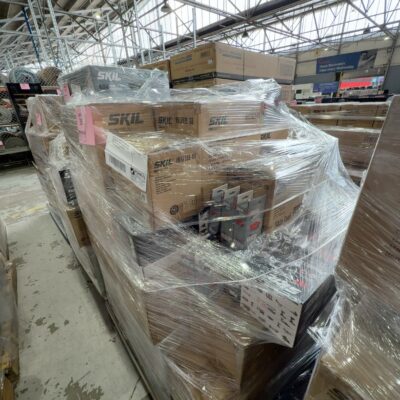 PALLET OF ASSORTED SKIL POWER TOOLS INCLUDING SKIN ONLY, ASSORTED KITS WITH BATTERIES, AND EXTRA INDIVIDUAL BATTERIES, SOLD AS IS PALLET OF ASSORTED SKIL POWER TOOLS INCLUDING SKIN ONLY, ASSORTED KITS WITH BATTERIES, AND EXTRA INDIVIDUAL BATTERIES, SOLD AS IS