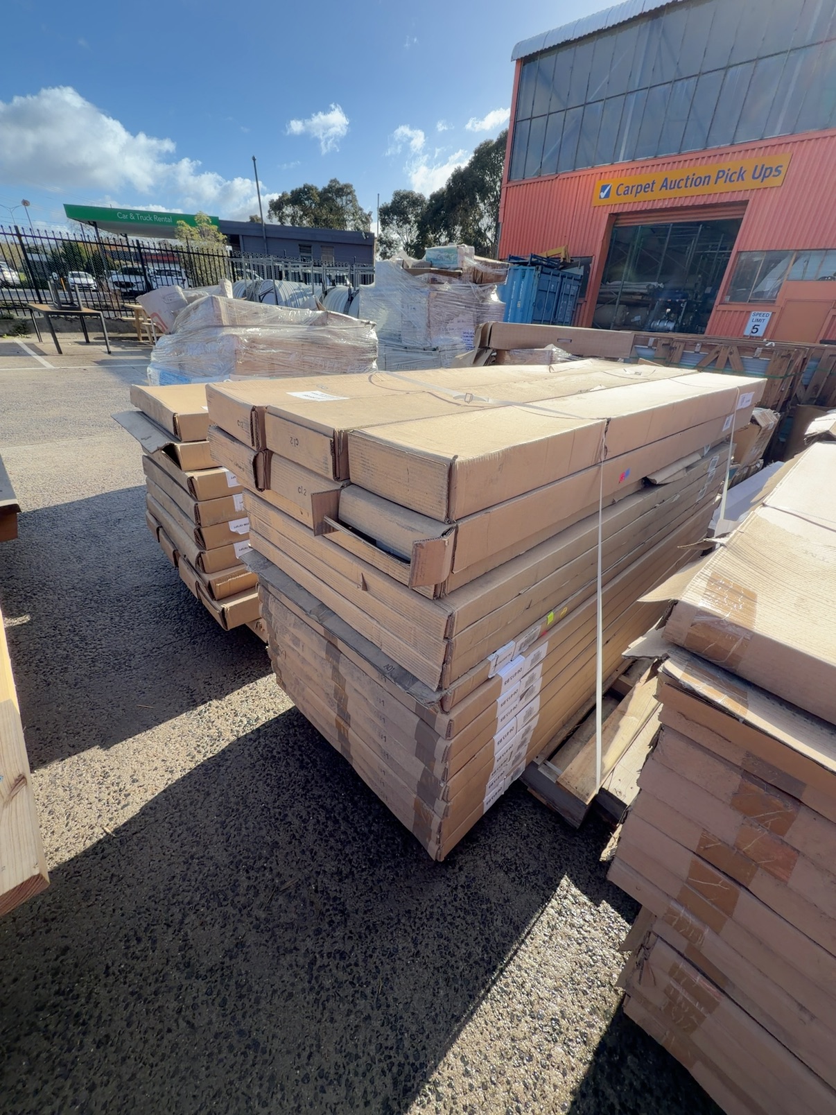 ONE LARGE LOT OF 3 X PALLETS OF BRAND NEW SHOWER SCREENS, SOLD AS IS ONE LARGE LOT OF 3 X PALLETS OF BRAND NEW SHOWER SCREENS, SOLD AS IS