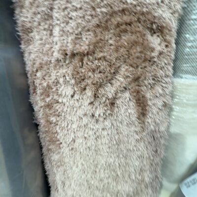 EX DISPLAY RUG - APPROX SIZE 1600MM X 2300MM SOLD AS IS EX DISPLAY RUG - APPROX SIZE 1600MM X 2300MM SOLD AS IS