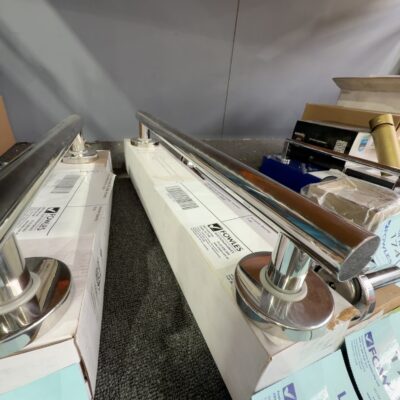 CARE & ECLIPSE GRAB RAIL 600MM, POLISHED S/S304 CONCEALED FIX, 1654640 CARE & ECLIPSE GRAB RAIL 600MM, POLISHED S/S304 CONCEALED FIX, 1654640
