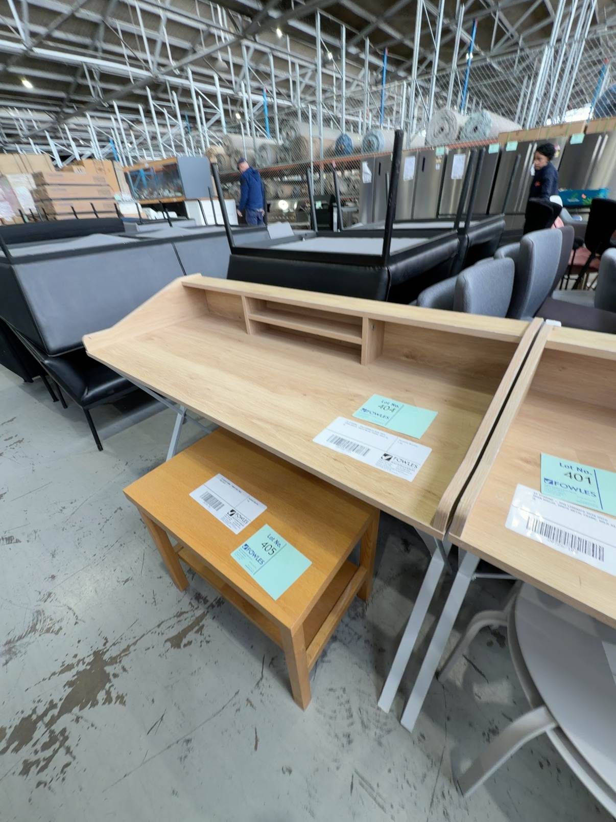 EX STAGING - OAK LAMINATE DESK WITH OPEN SHELVE, WHITE METAL FRAME, SOLD AS IS EX STAGING - OAK LAMINATE DESK WITH OPEN SHELVE, WHITE METAL FRAME, SOLD AS IS