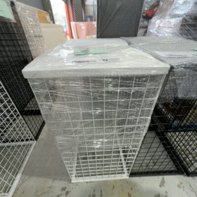 EX HIRE - 900MM HIGH WHITE PLINTH WITH WHITE LAMINATE TOP, 450MM WIDE, SOLD AS IS EX HIRE - 900MM HIGH WHITE PLINTH WITH WHITE LAMINATE TOP, 450MM WIDE, SOLD AS IS