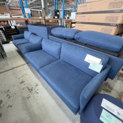 EX HIRE - BLUE MATERIAL COUCH, SOLD AS IS EX HIRE - BLUE MATERIAL COUCH, SOLD AS IS