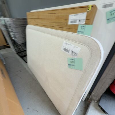 EX DISPLAY HOME -QUEEN SIZE WHITE BOUCLE BEDHEAD 1570MM WIDE X 1100MM HIGH, SOLD AS IS EX DISPLAY HOME -QUEEN SIZE WHITE BOUCLE BEDHEAD 1570MM WIDE X 1100MM HIGH, SOLD AS IS