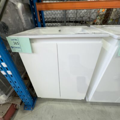 600MM GLOSS WHITE FLOOR VANITY WITH CERAMIC TOP 600MM GLOSS WHITE FLOOR VANITY WITH CERAMIC TOP