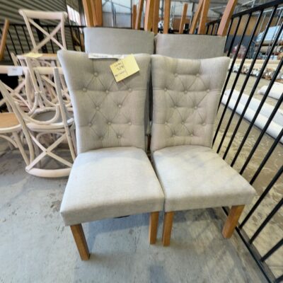 EX STAGING - HIGH BACK DINING CHAIR, BEIGE BUTTON UPHOLSTERED SOLD AS IS EX STAGING - HIGH BACK DINING CHAIR, BEIGE BUTTON UPHOLSTERED SOLD AS IS