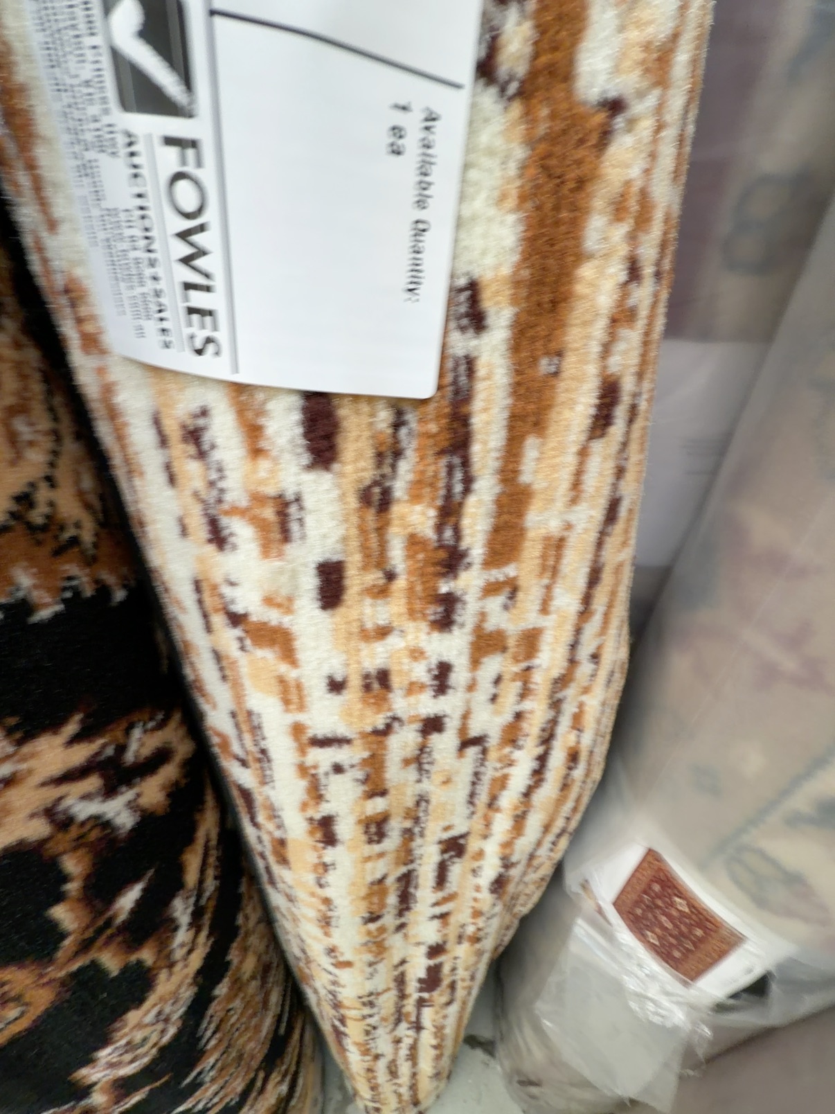 EX DISPLAY RUG - APPROX SIZE 160CM X 230CM EX DISPLAY RUG - APPROX SIZE 160CM X 230CM