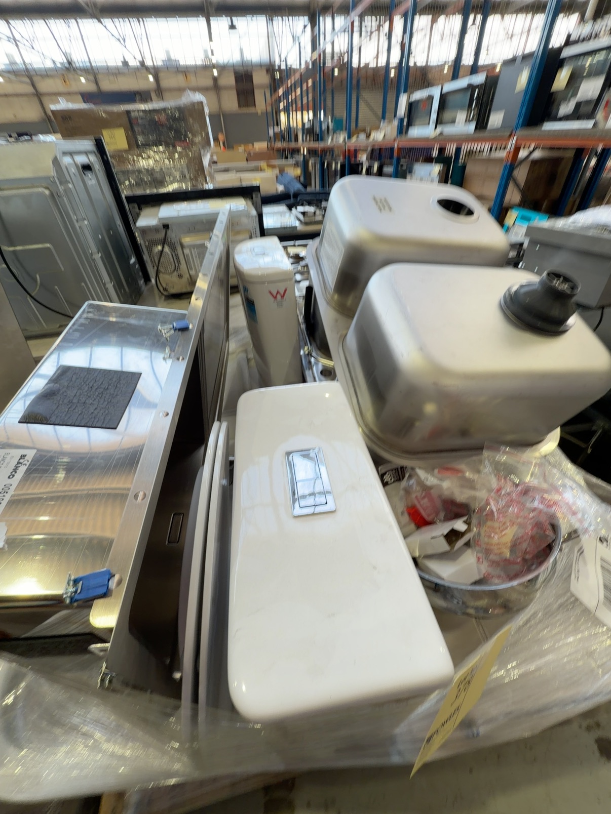 PALLET OF ASSORTED TOILETS DISPLAYS, AND SINKS, SOLD AS IS NO WARRANTY PALLET OF ASSORTED TOILETS DISPLAYS, AND SINKS, SOLD AS IS NO WARRANTY