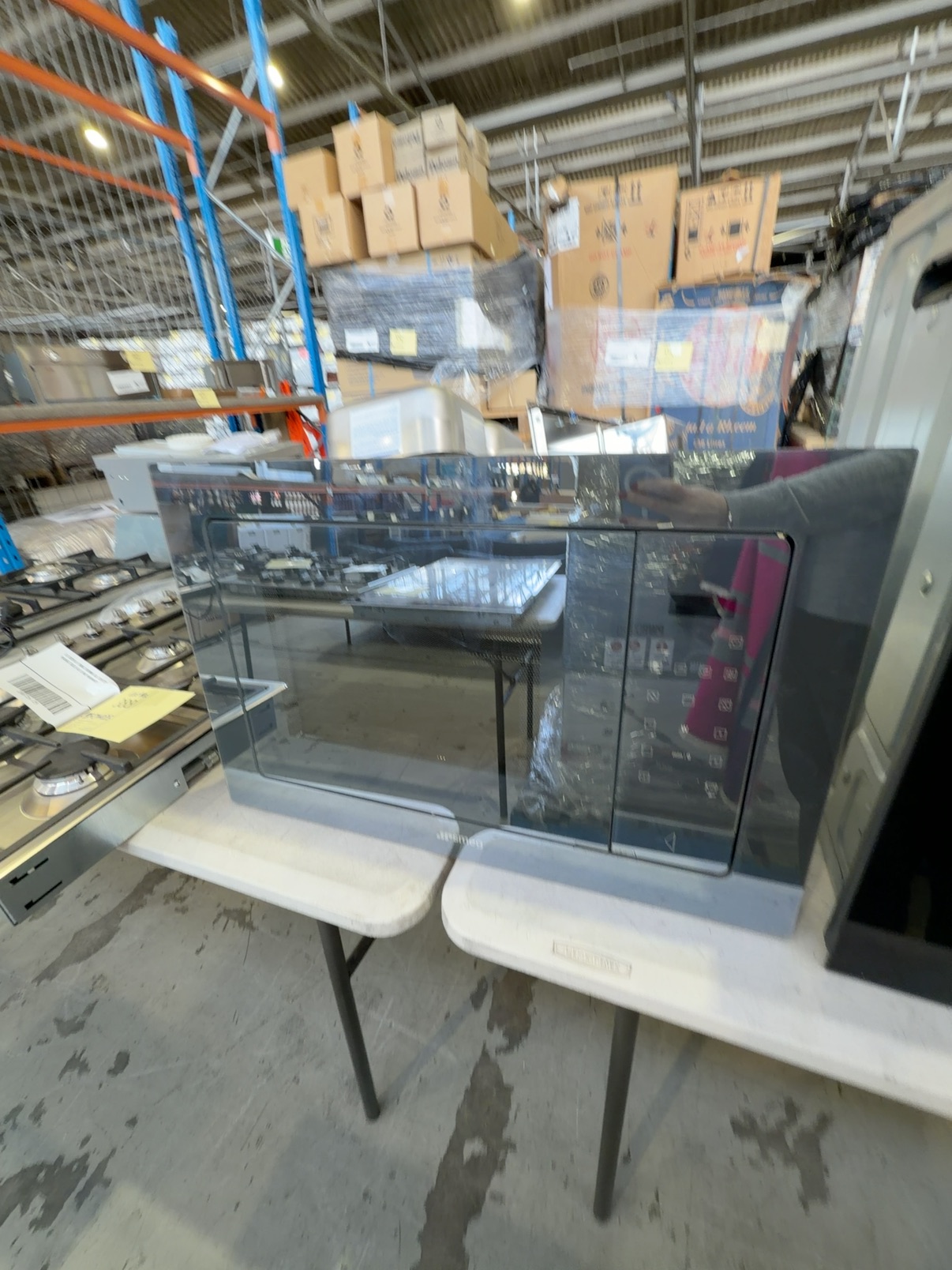 EX DISPLAY SMEG MICROWAVE FME120, SOLD AS IS NO WARRANTY EX DISPLAY SMEG MICROWAVE FME120, SOLD AS IS NO WARRANTY