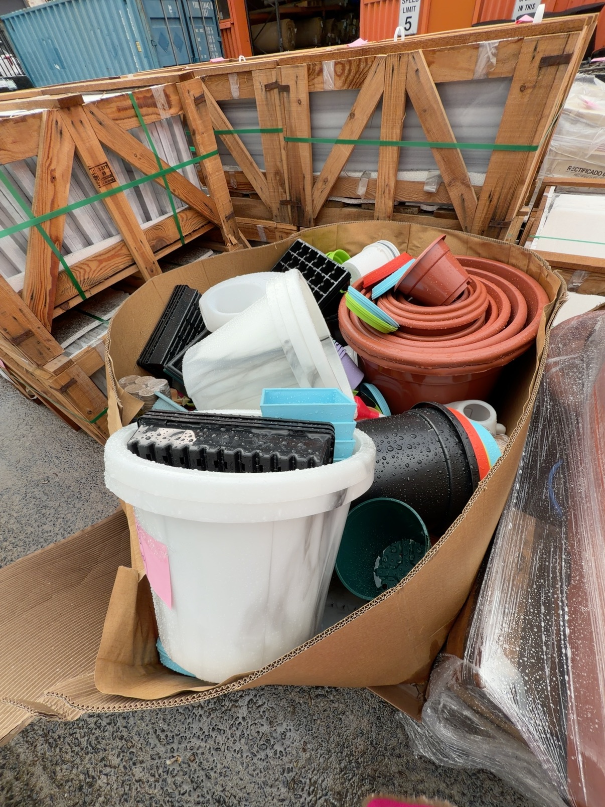 LARGE PALLET OF ASSORTED PLASTIC PLANT POTS, BUCKETS ETC SOLD AS IS LARGE PALLET OF ASSORTED PLASTIC PLANT POTS, BUCKETS ETC SOLD AS IS