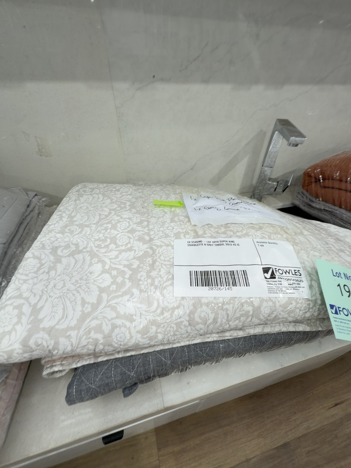 EX STAGING - LOT WITH SUPER KING COVERLETTE & GREY THROW, SOLD AS IS EX STAGING - LOT WITH SUPER KING COVERLETTE & GREY THROW, SOLD AS IS