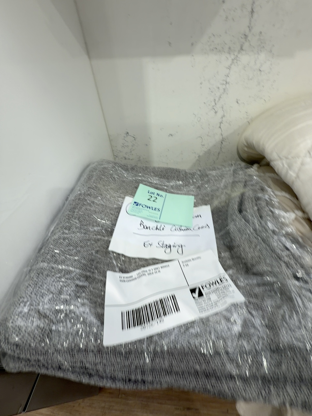EX STAGING - LOT WITH 10 X GREY BOUCLE 45CM CUSHION COVERS, SOLD AS IS EX STAGING - LOT WITH 10 X GREY BOUCLE 45CM CUSHION COVERS, SOLD AS IS