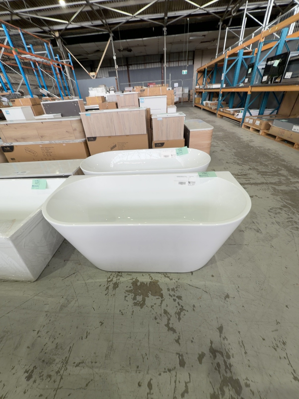 NEW HANNAH 1500MM BACK TO THE WALL FREESTANDING ACRYLIC BATH SY-191-1500 NEW HANNAH 1500MM BACK TO THE WALL FREESTANDING ACRYLIC BATH SY-191-1500