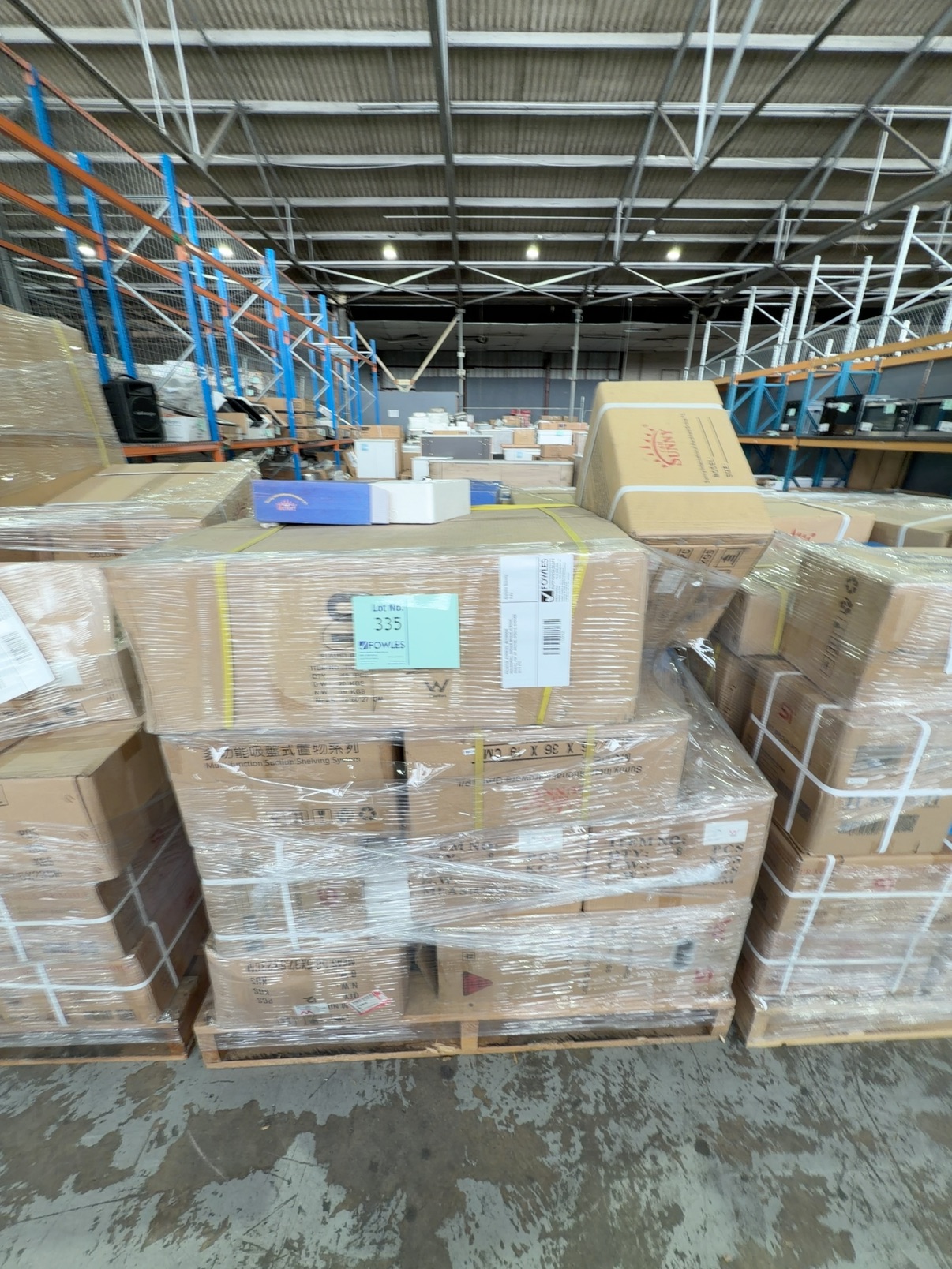 PALLET OF ASSORTED BATHROOM ACCESSORIES, SHOWER MIXERS, ELBOWS, GRATES, POP UP WASTES, SPOUTS, SHOWER SETS ETC PALLET OF ASSORTED BATHROOM ACCESSORIES, SHOWER MIXERS, ELBOWS, GRATES, POP UP WASTES, SPOUTS, SHOWER SETS ETC