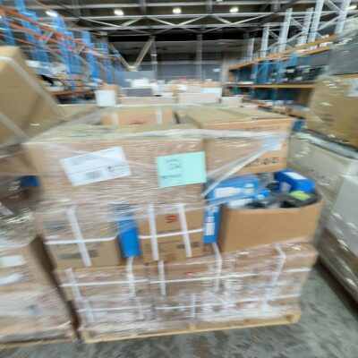 PALLET OF ASSORTED BATHROOM ACCESSORIES, SHOWER MIXERS, BASIN MIXERS, GRATES, POP UP WASTES, SPOUTS, SHOWER RAILS ETC PALLET OF ASSORTED BATHROOM ACCESSORIES, SHOWER MIXERS, BASIN MIXERS, GRATES, POP UP WASTES, SPOUTS, SHOWER RAILS ETC