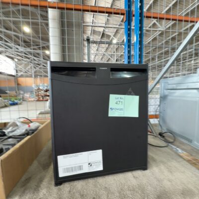 NEW DOMETIC 60 LITRE MINI BAR FRIDGE RH460LD, 12 MONTH WARRANTY NEW DOMETIC 60 LITRE MINI BAR FRIDGE RH460LD, 12 MONTH WARRANTY