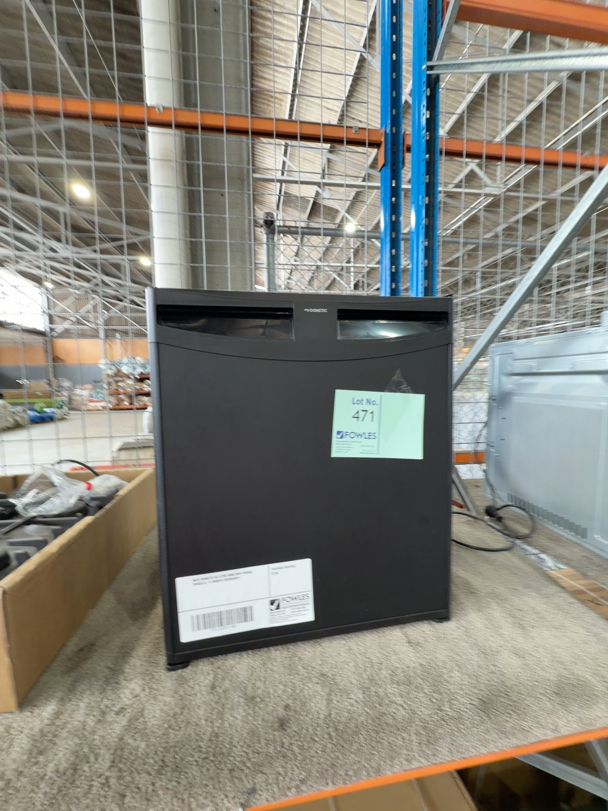NEW DOMETIC 60 LITRE MINI BAR FRIDGE RH460LD, 12 MONTH WARRANTY NEW DOMETIC 60 LITRE MINI BAR FRIDGE RH460LD, 12 MONTH WARRANTY