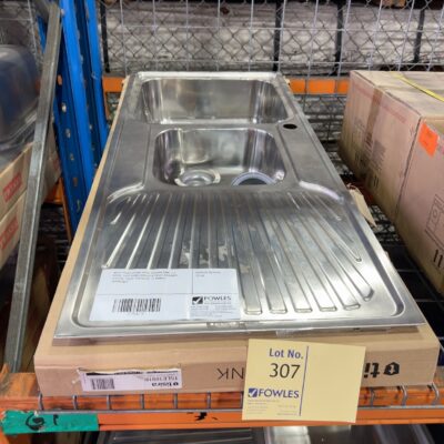 NEW TISIRA LIVING EDGE 1080MM SINK, 1.5 BOWL, LEFT HAND BOWLS & RIGHT DRAINER, S/STEEL, 39842 TSE1081R, 12 MONTH WARRANTY NEW TISIRA LIVING EDGE 1080MM SINK, 1.5 BOWL, LEFT HAND BOWLS & RIGHT DRAINER, S/STEEL, 39842 TSE1081R, 12 MONTH WARRANTY