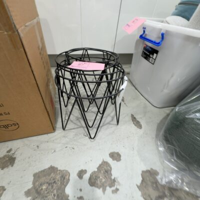 EX STAGING METAL PLANT STAND SOLD AS IS EX STAGING METAL PLANT STAND SOLD AS IS