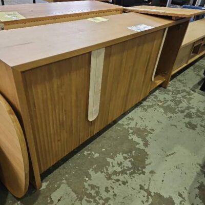 EX DISPLAY AVERY AMERICAN OAK 1800MM BUFFET WITH FLUTED DESIGN & STONE HANDLES, SOLD AS IS **RIGHT HAND DOOR DAMAGED** EX DISPLAY AVERY AMERICAN OAK 1800MM BUFFET WITH FLUTED DESIGN & STONE HANDLES, SOLD AS IS **RIGHT HAND DOOR DAMAGED**