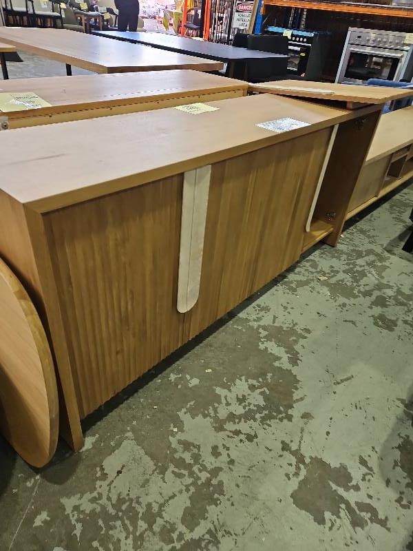 EX DISPLAY AVERY AMERICAN OAK 1800MM BUFFET WITH FLUTED DESIGN & STONE HANDLES, SOLD AS IS **RIGHT HAND DOOR DAMAGED** EX DISPLAY AVERY AMERICAN OAK 1800MM BUFFET WITH FLUTED DESIGN & STONE HANDLES, SOLD AS IS **RIGHT HAND DOOR DAMAGED**
