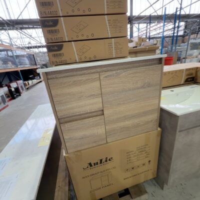 NEW GRACE 750MM WALL HUNG VANITY, OAK FINISH WITH LEFT HAND DRAWERS, WITH CRYSTAL WHITE CERAMIC TOP RRP$879 NEW GRACE 750MM WALL HUNG VANITY, OAK FINISH WITH LEFT HAND DRAWERS, WITH CRYSTAL WHITE CERAMIC TOP RRP$879
