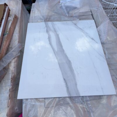 600X600 CELLINI BLANCO POLISHED TILES (30 BOXES OF 4 TILES) 600X600 CELLINI BLANCO POLISHED TILES (30 BOXES OF 4 TILES)